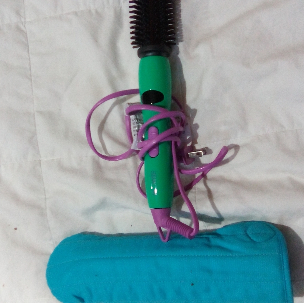 Green and Purple Hair Styling Tool